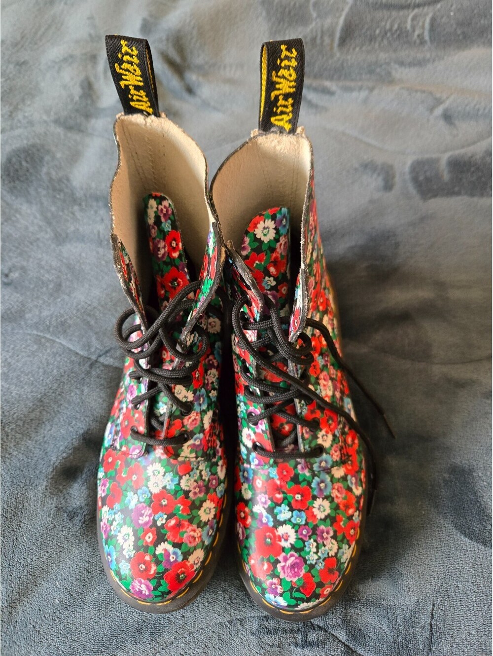 Dr Martens Pascal Boots Womens 8 Floral Wanderlust Black Flower Lace Up 1460